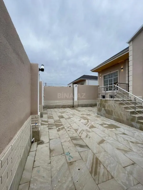 Satılır 4 otaqlı həyət evi 125 m²