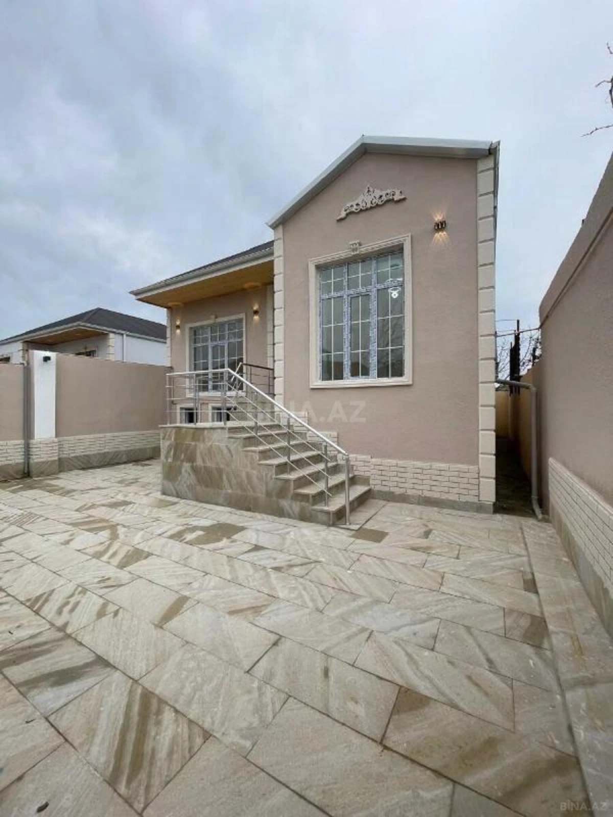 Satılır 4 otaqlı həyət evi 125 m²