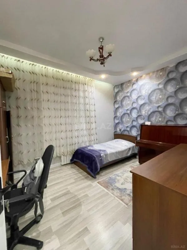 Satılır 4 otaqlı həyət evi 130 m²