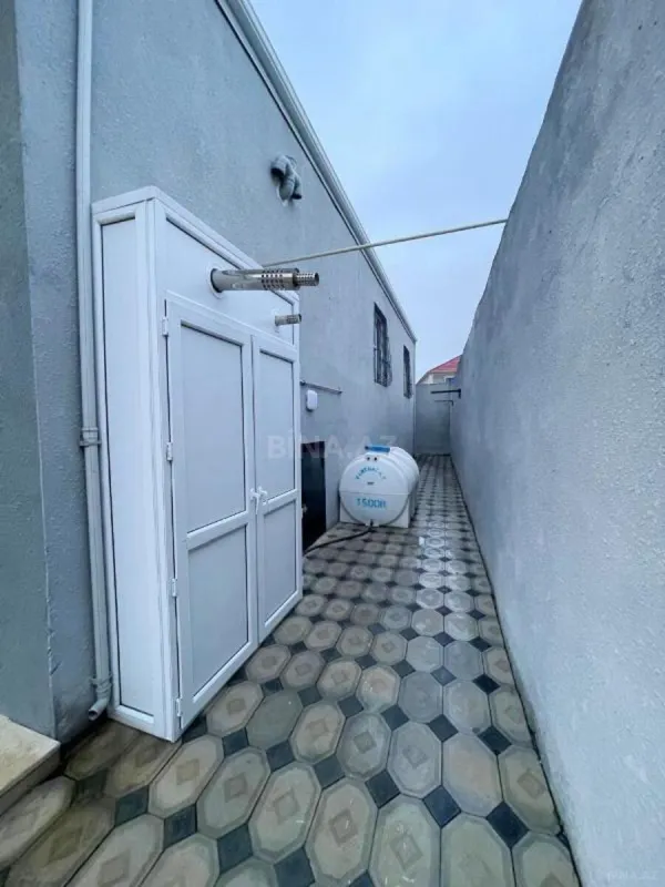 Satılır 4 otaqlı həyət evi 130 m²