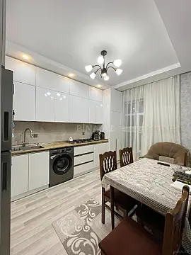 Satılır 4 otaqlı həyət evi 130 m²