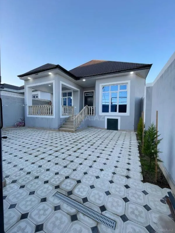 Satılır 3 otaqlı həyət evi 100 m²