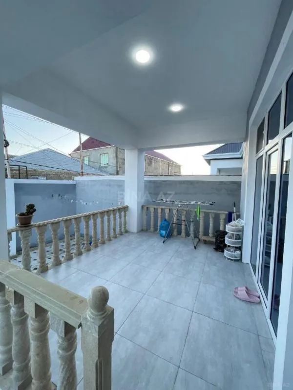 Satılır 3 otaqlı həyət evi 100 m²