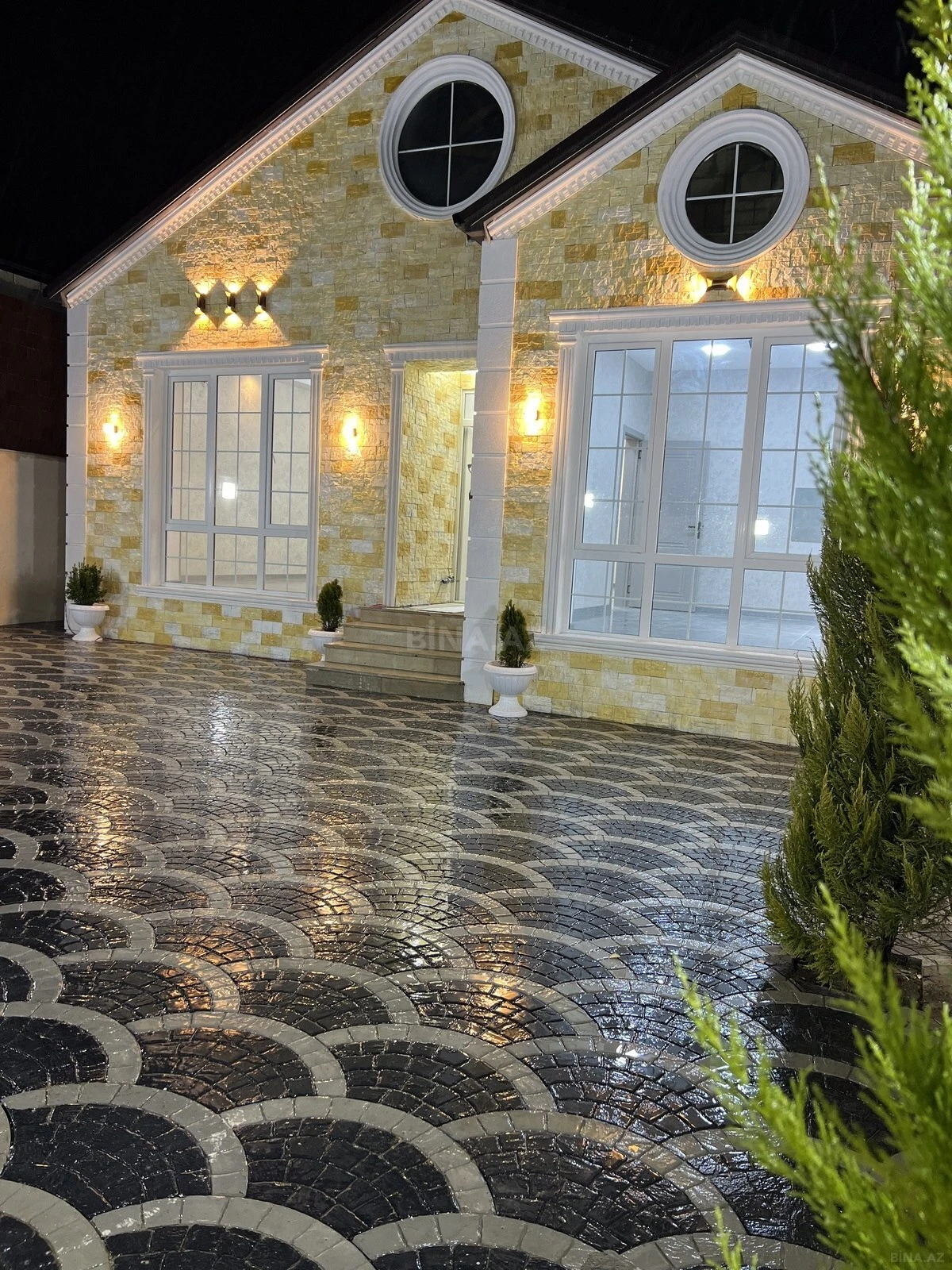 Satılır 4 otaqlı həyət evi 120 m²