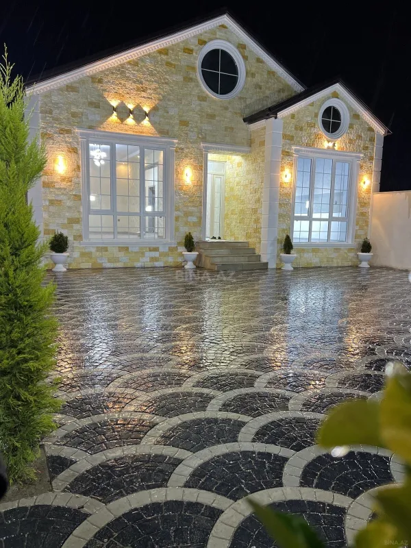 Satılır 4 otaqlı həyət evi 120 m²
