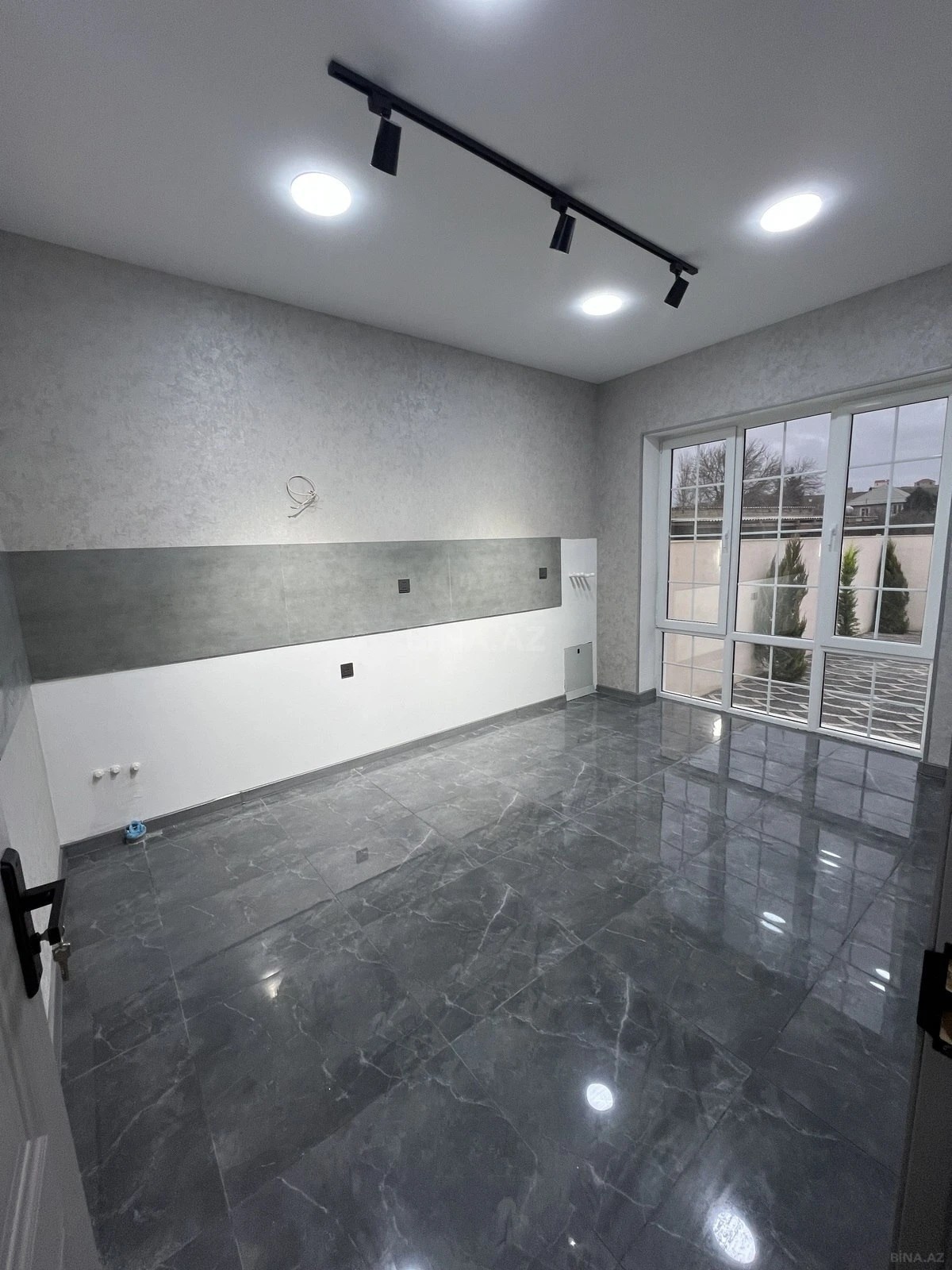 Satılır 4 otaqlı həyət evi 120 m²