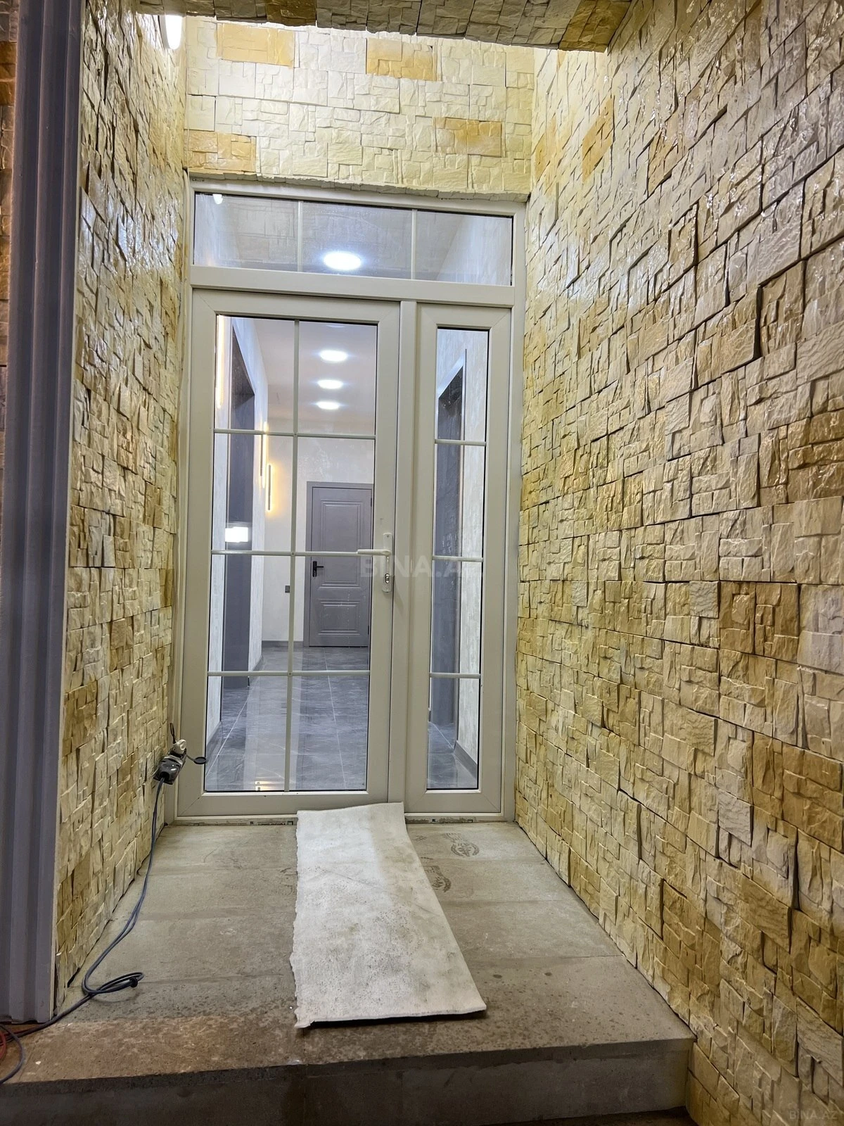 Satılır 4 otaqlı həyət evi 120 m²