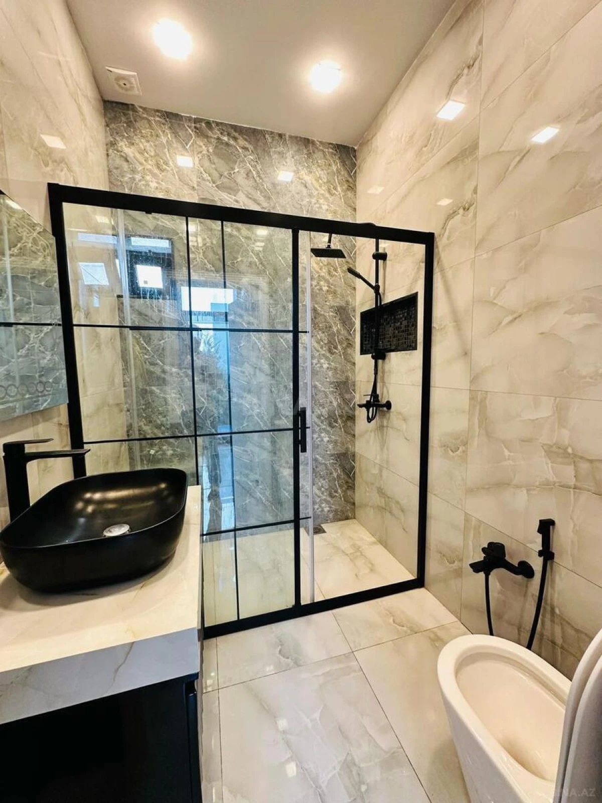 Kirayə verilir 4 otaqlı həyət evi 190 m²