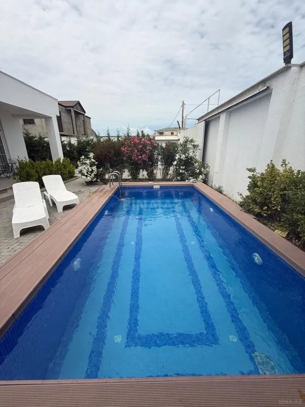 Kirayə verilir 3 otaqlı həyət evi 180 m²