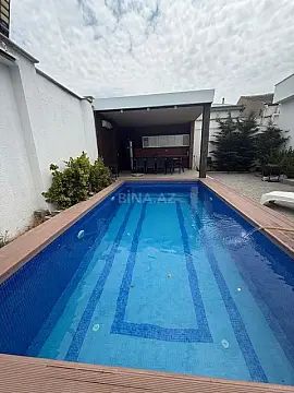 Kirayə verilir 3 otaqlı həyət evi 180 m²