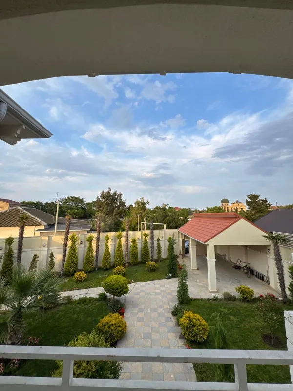Kirayə verilir 5 otaqlı həyət evi 420 m²