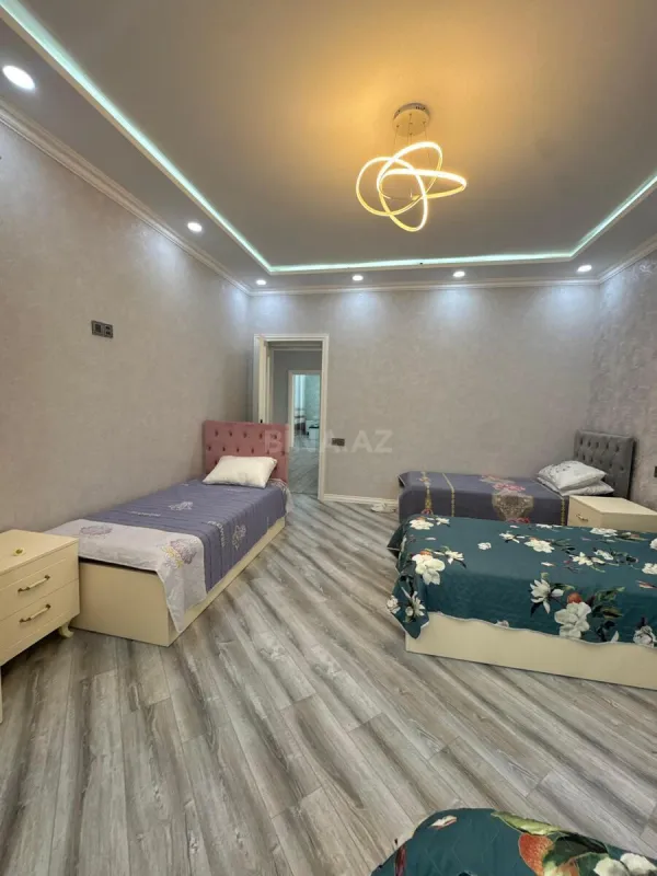 Kirayə verilir 5 otaqlı həyət evi 420 m²
