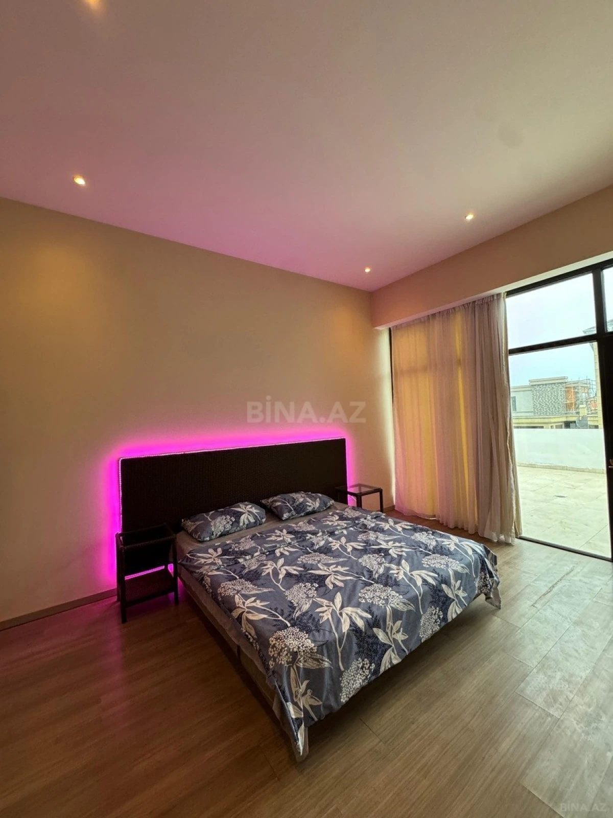 Kirayə verilir 5 otaqlı həyət evi 500 m²