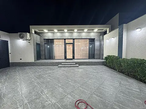 Kirayə verilir 4 otaqlı həyət evi 180 m²