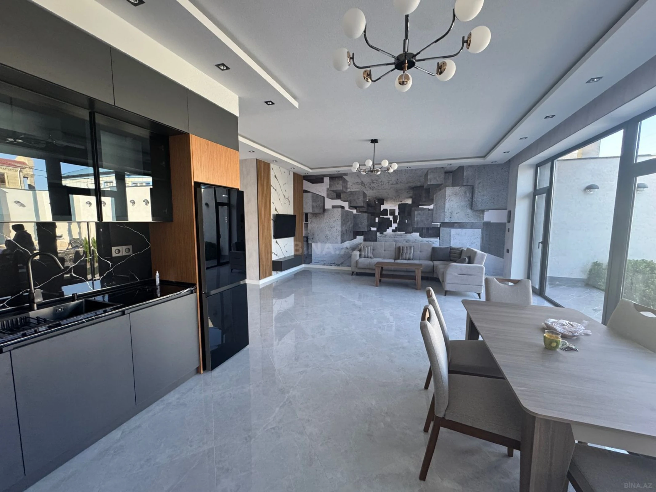Kirayə verilir 4 otaqlı həyət evi 180 m²