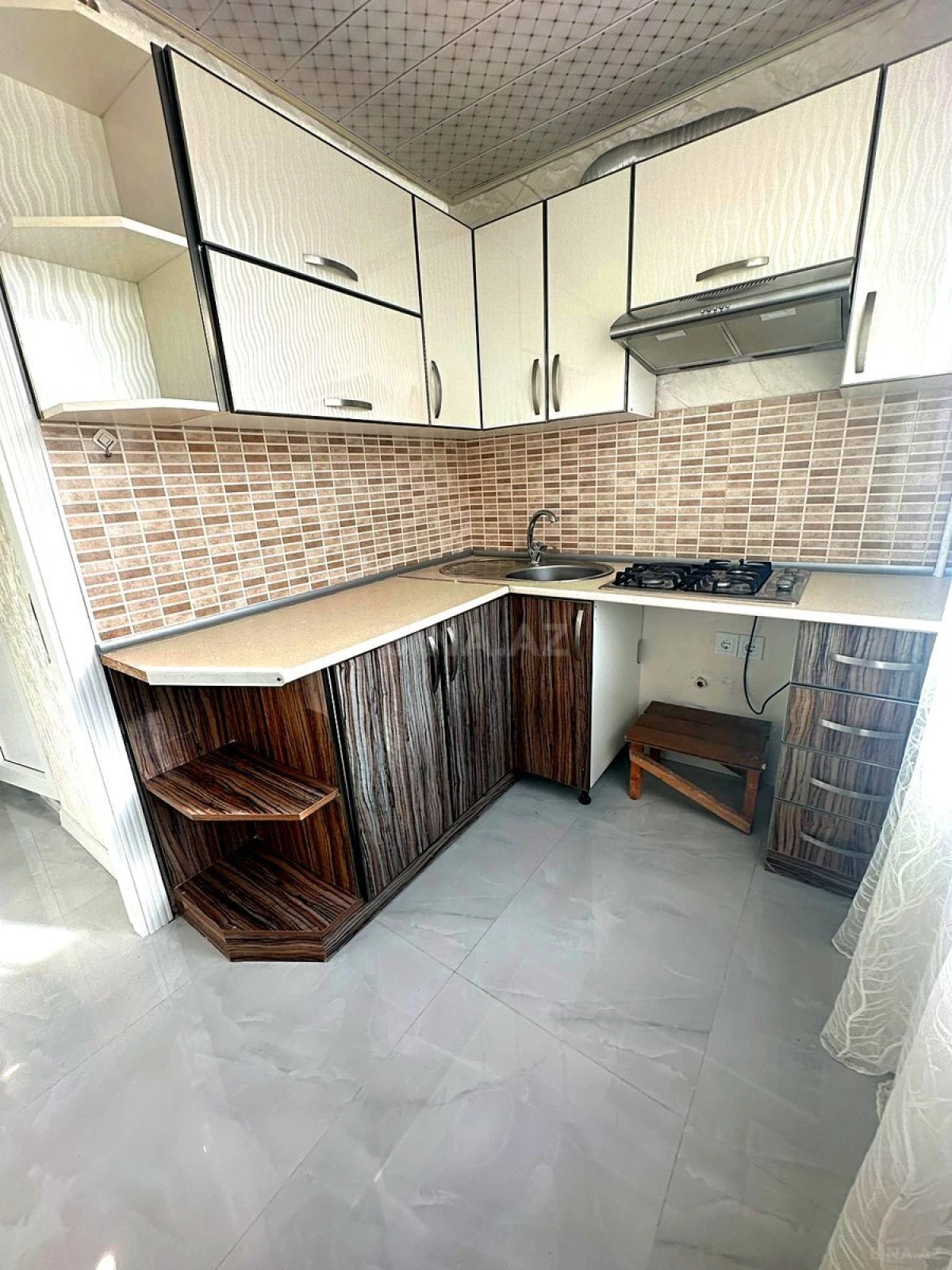 Satılır 2 otaqlı mənzil 55 m²