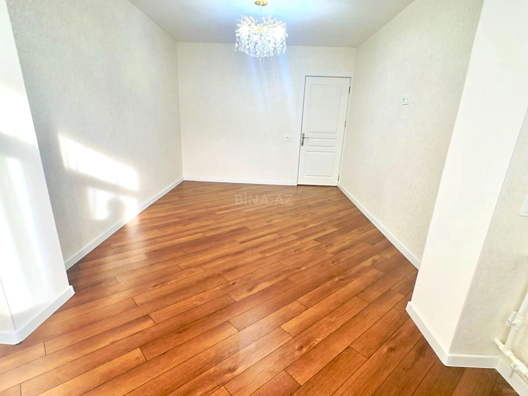 Satılır 2 otaqlı mənzil 55 m²