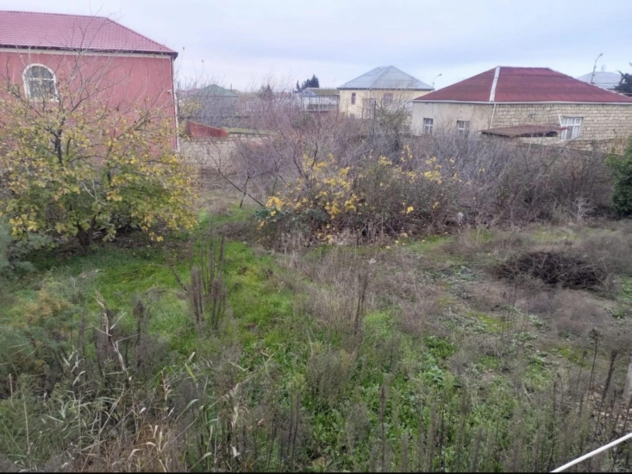 Satılır torpaq sahəsi 1.5 m²