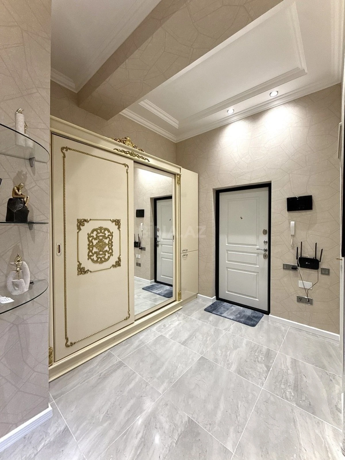 Satılır 2 otaqlı mənzil 58 m²