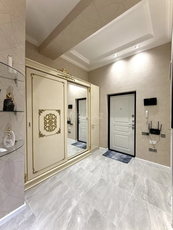 Satılır 2 otaqlı mənzil 58 m²