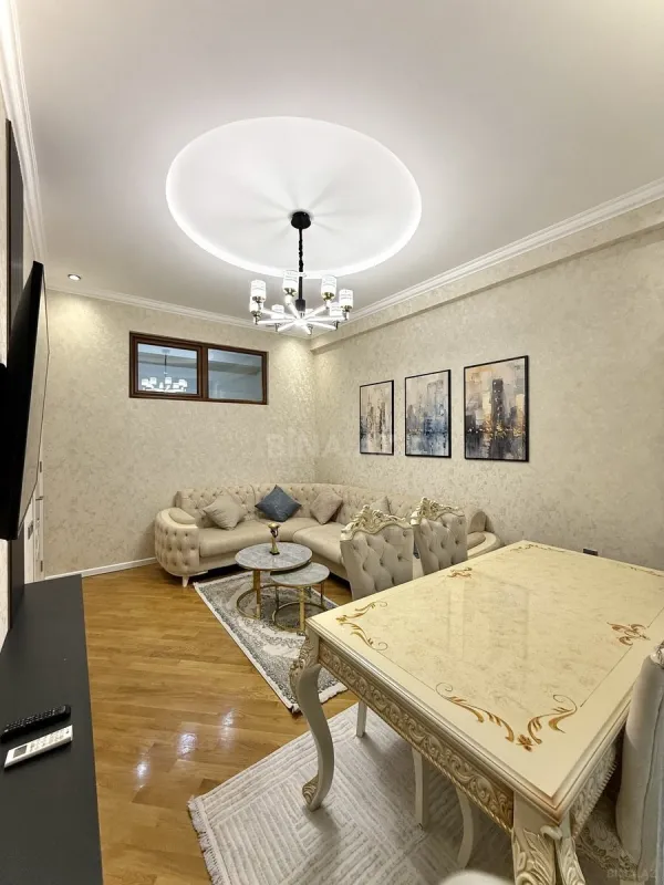 Satılır 2 otaqlı mənzil 58 m²
