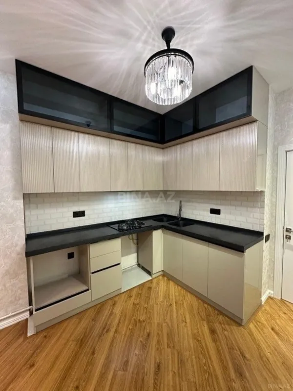 Satılır 2 otaqlı mənzil 80 m²