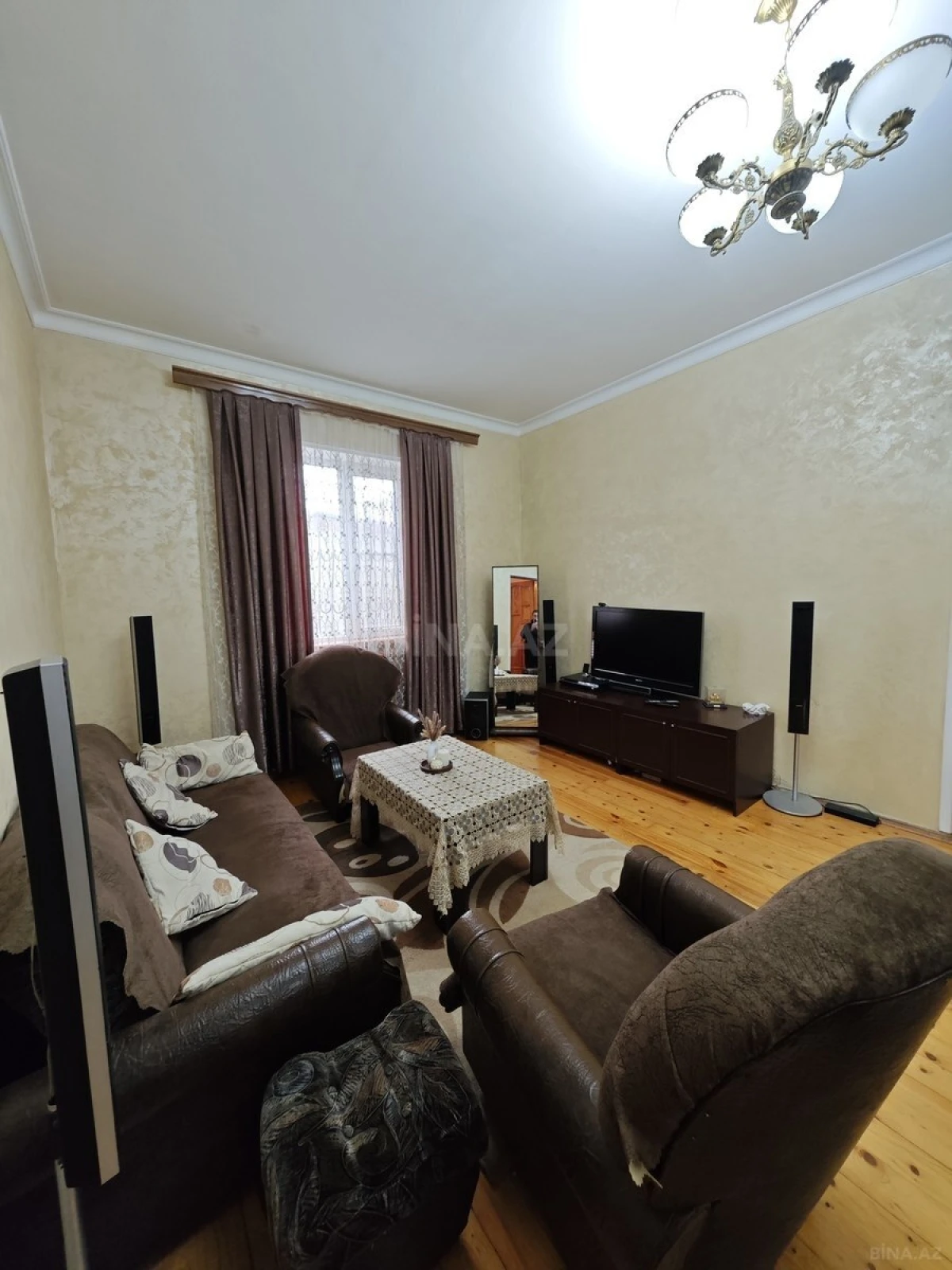 Satılır 5 otaqlı həyət evi 260 m²