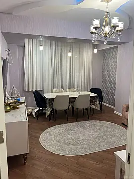 Satılır 2 otaqlı mənzil 90 m²