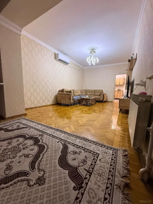 Satılır 3 otaqlı mənzil 70 m²
