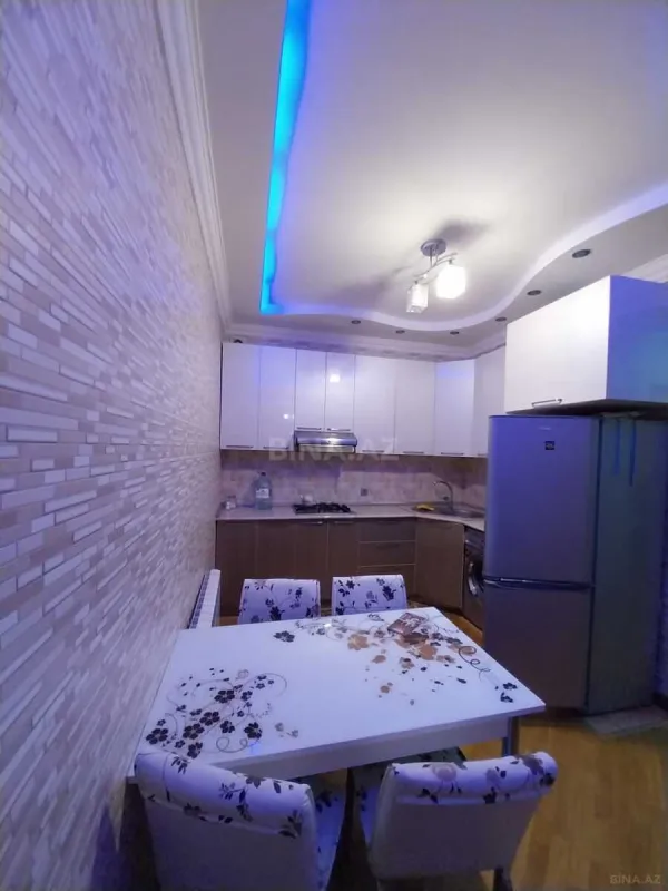 Satılır 3 otaqlı mənzil 97 m²