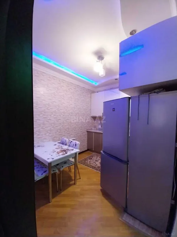 Satılır 3 otaqlı mənzil 97 m²