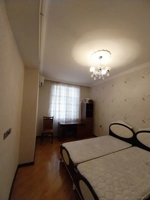 Satılır 3 otaqlı mənzil 97 m²