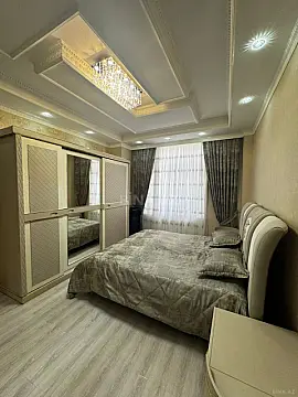 Kirayə verilir 2 otaqlı mənzil 70 m²