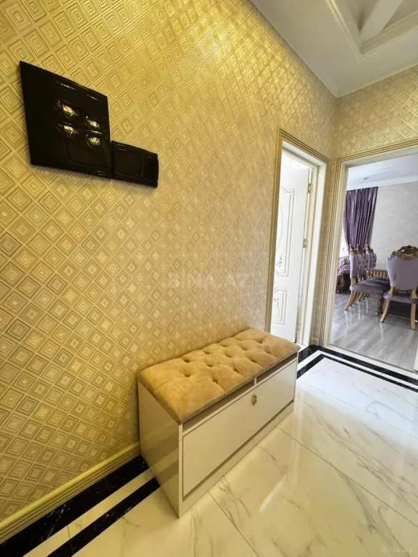 Kirayə verilir 2 otaqlı mənzil 70 m²