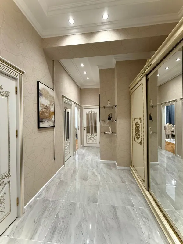 Satılır 2 otaqlı mənzil 62 m²