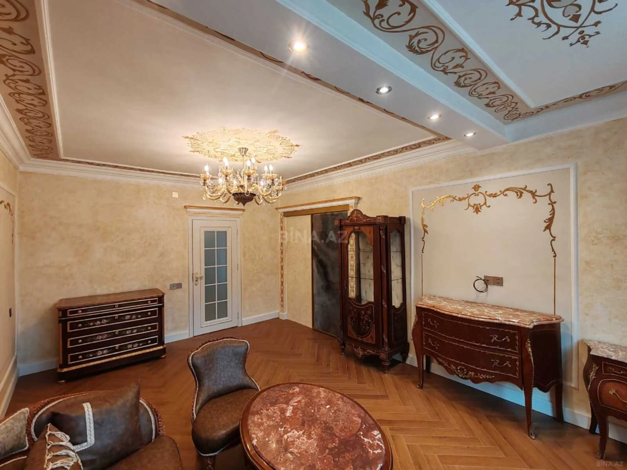 Satılır 3 otaqlı mənzil 80 m²