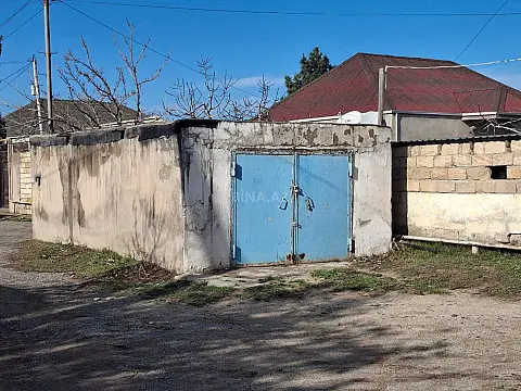 Satılır 3 otaqlı həyət evi 170 m²