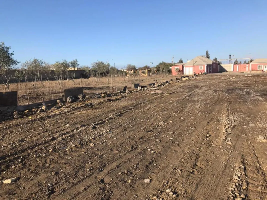 Satılır torpaq sahəsi 4 m²