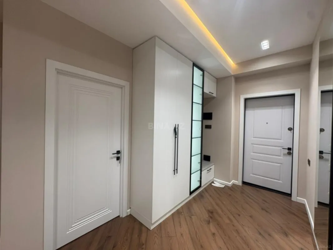 Satılır 2 otaqlı mənzil 60 m²