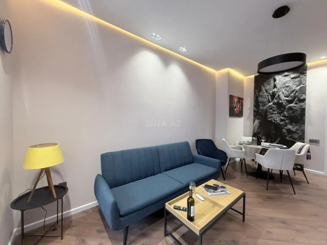 Satılır 2 otaqlı mənzil 60 m²