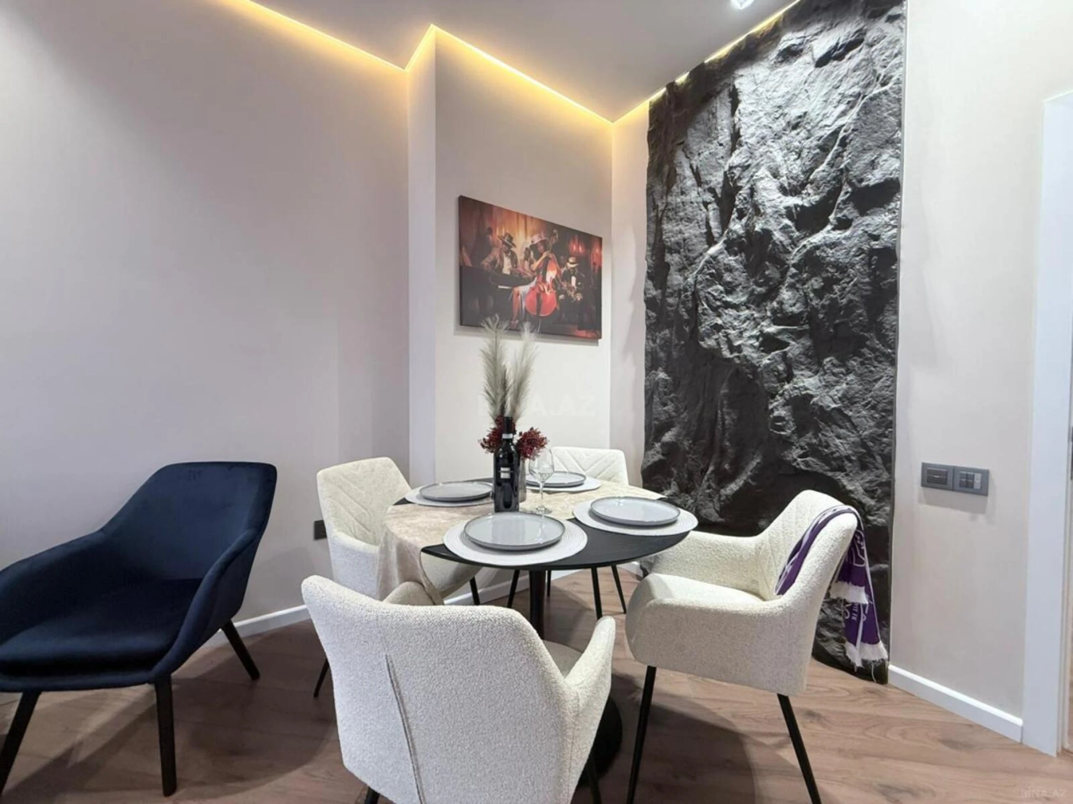 Satılır 2 otaqlı mənzil 60 m²