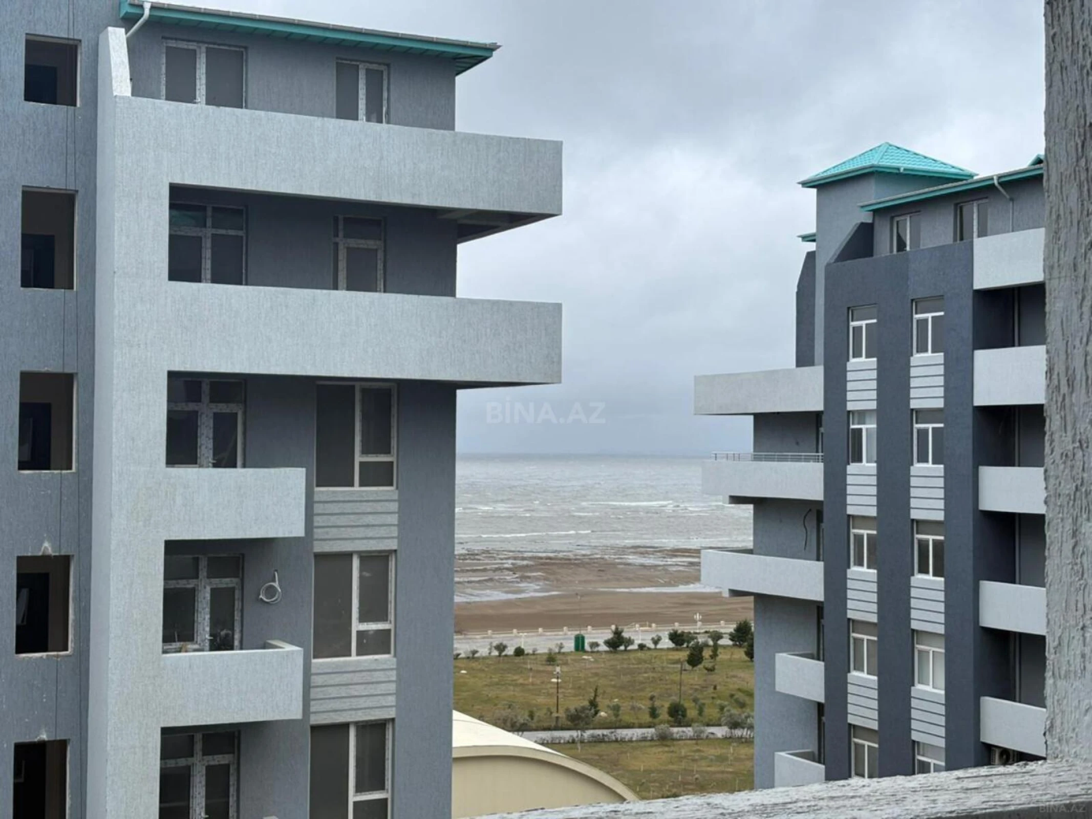 Satılır 2 otaqlı mənzil 60 m²