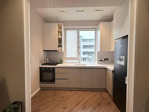Satılır 2 otaqlı mənzil 60 m²