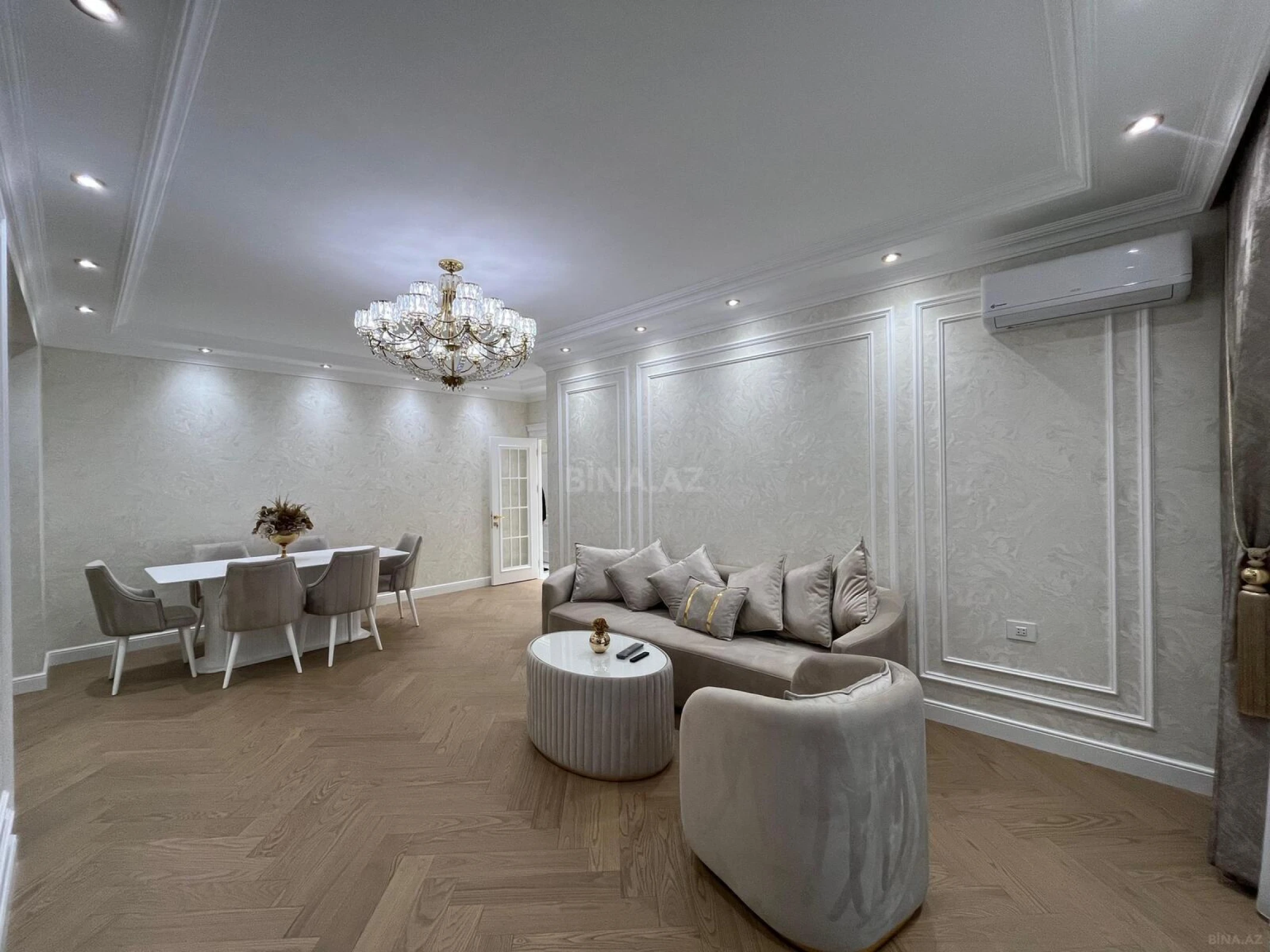 Kirayə verilir 3 otaqlı mənzil 145 m²