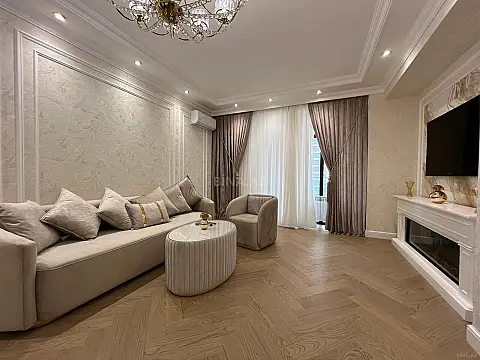 Kirayə verilir 3 otaqlı mənzil 145 m²