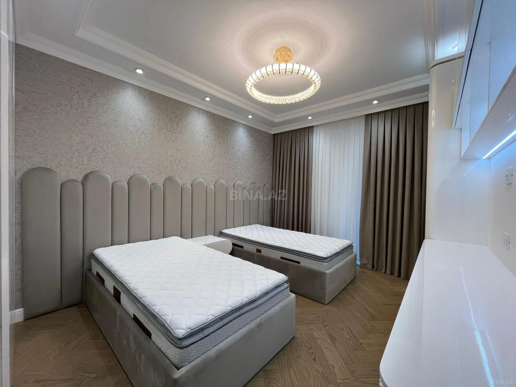 Kirayə verilir 3 otaqlı mənzil 145 m²