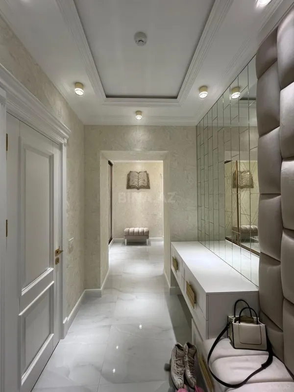 Kirayə verilir 3 otaqlı mənzil 145 m²