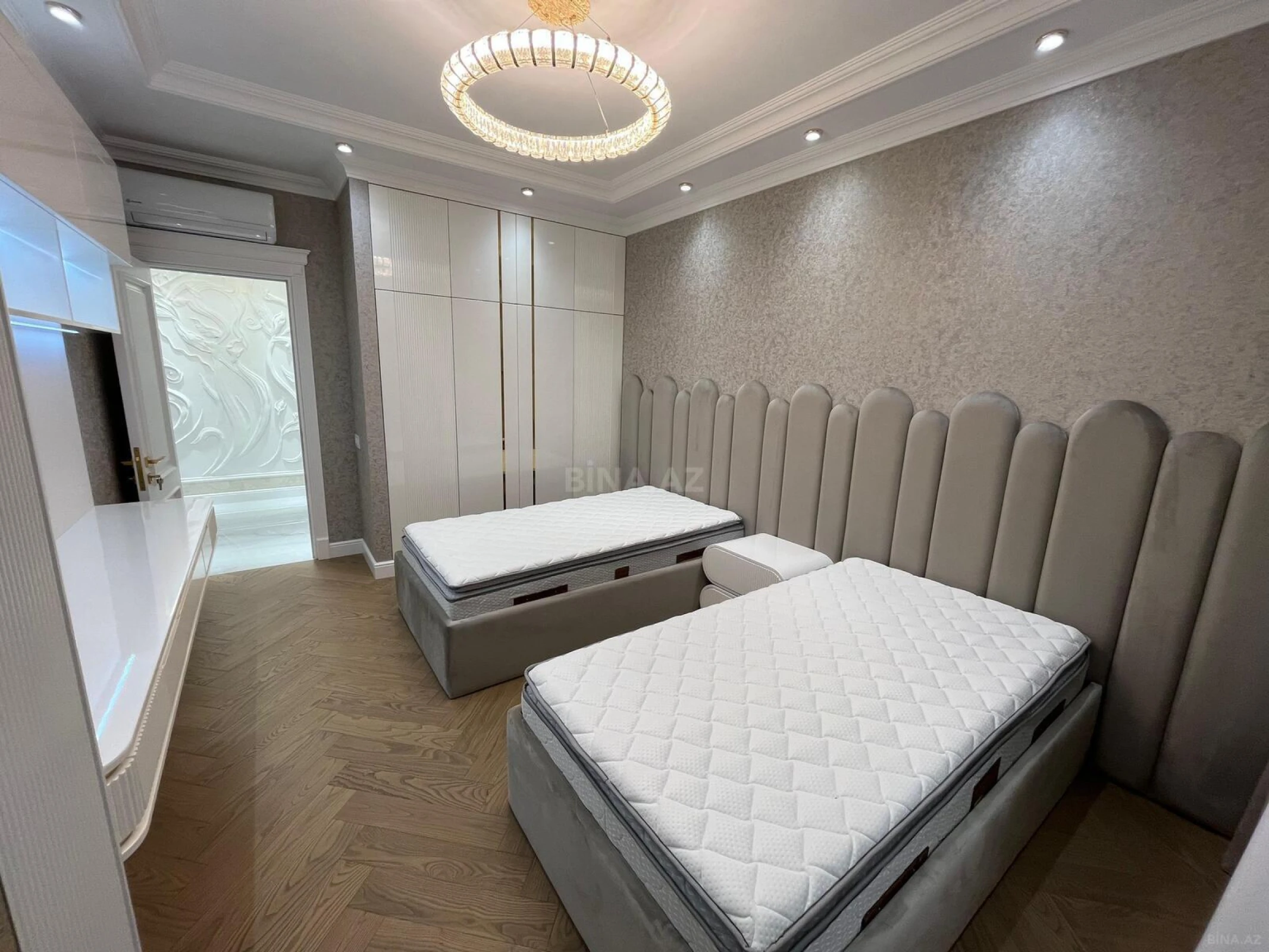 Kirayə verilir 3 otaqlı mənzil 145 m²