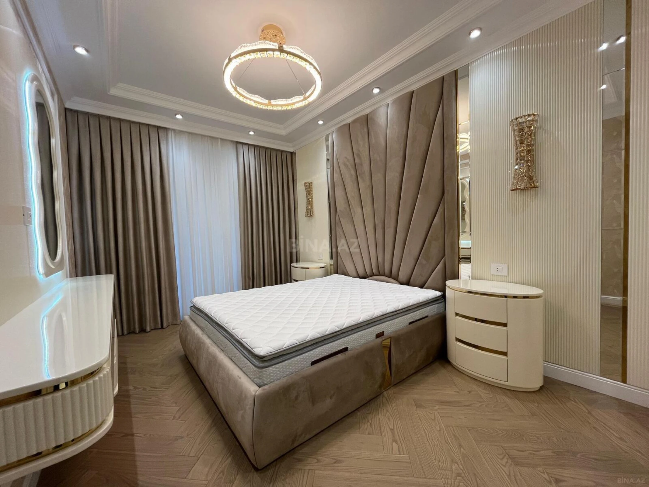 Kirayə verilir 3 otaqlı mənzil 145 m²