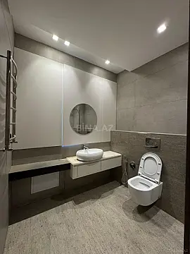 Satılır 3 otaqlı mənzil 158 m²